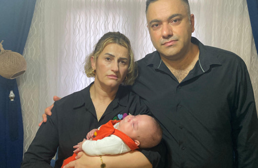 Sağlıklı dördüz bebek dünyaya getiren anneye üç ceset verdiler