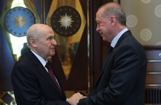 MHP lideri Bahçeli'den Cumhurbaşkanı Erdoğan'a 'Güneysu' jesti