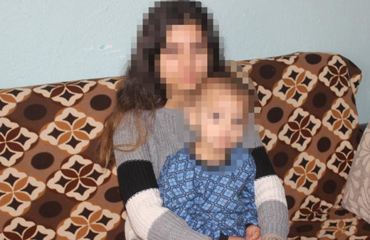 Kendisi 14, bebeği 1 buçuk yaşında! İran'a kaçırılan Manisalı kız çocuğu ailesine kavuştu