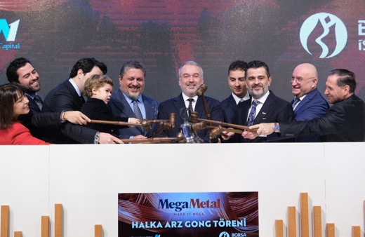 Borsa İstanbul'da Gong Mega Metal için çaldı
