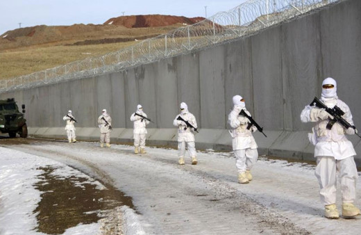 Van-İran sınırında inşa edilen duvarın bir etabı daha tamamlandı