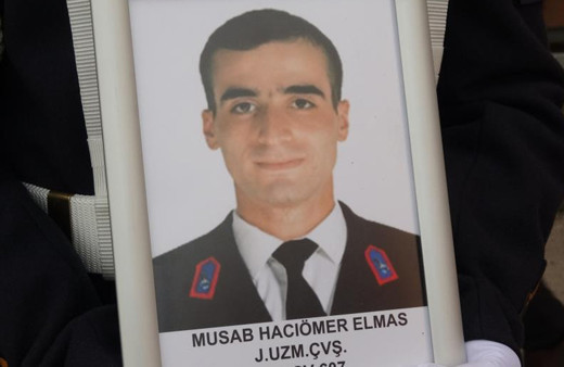 Trafik kazasında ağır yaralanan uzman çavuş yaşam mücadelesini kaybetti