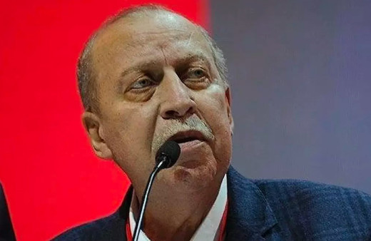 Yaşar Okuyan hastaneye kaldırıldı kızı durum kritik dedi duyurdu