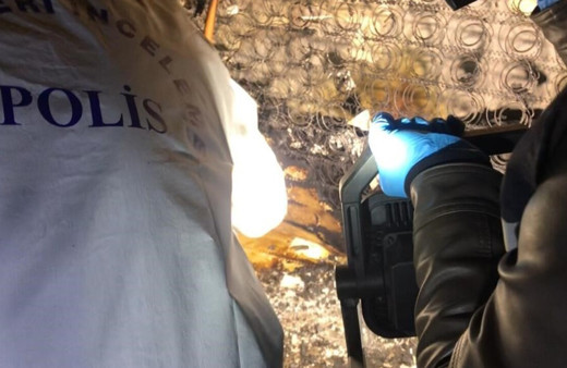 Evde çıkan yangında 61 yaşındaki kısmi felç hastası adam hayatını kaybetti