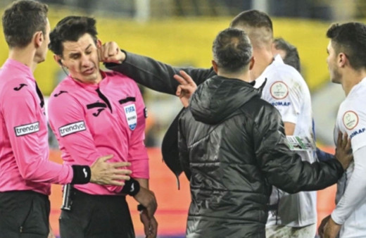 Hafta içi maça çıkacaklar mı? Hakemler kararını verdi