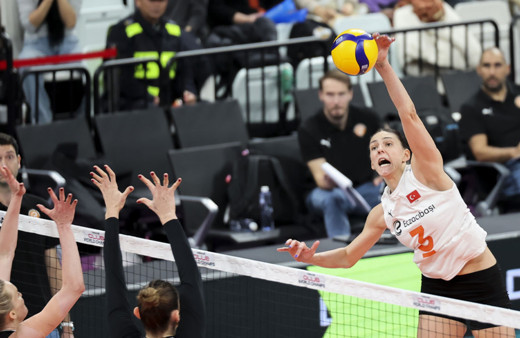 FIVB Kadınlar Dünya Kulüpler Şampiyonası'nda kupa Eczacıbaşı Dynavit'in