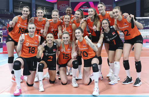İki Türk takımı Dünya Şampiyonluğu için kapıştı! Eczacıbaşı Dünya Şampiyonu oldu