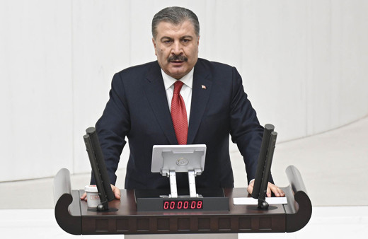 Sağlık Bakanı Koca'dan 'para işareti' açıklaması! En çok doktor Katar, Dubai ve Kuveyt'e gidiyor