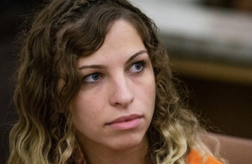 Öğrencisiyle cinsel ilişkiye girmişti! O öğretmenin cezası belli oldu