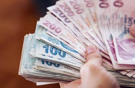 Asgari ücrete son 30 yılın en büyük zammı mı geliyor? Uzman isim canlı yayında açıkladı