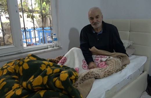 Batman’da yaşayan 75 yaşındaki İzzettin Bukar, 75 yıldır kimliksiz yaşıyor