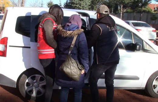 FETÖ/PDY'den 6 yıl 3 ay hapis cezası ile aranan kadın doktor yakalandı
