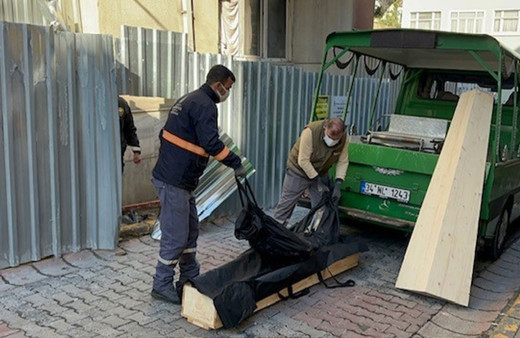 İstanbul'da metruk binada ceset bulundu: 2 kişi gözaltında!