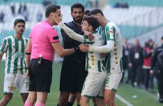 Bursaspor'da kadro dışı kalan Çağatay Yılmaz'a af yok!