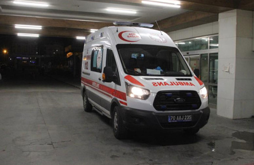 Saldırgan insaflı çıktı! Bıçaklanan 3 kişi hastane önüne bırakıldı