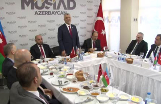 Ticaret Bakanı Ömer Bolat Azerbaycan'da iş adamlarıyla bir araya geldi