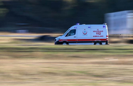 Mardin'de askeri araç devrildi! 2 asker yaralı