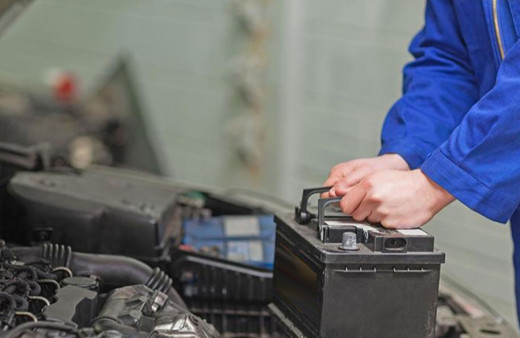 Çalıntı aküleri satın alan 2 hurdacıya 7,3 milyon lira ceza kesildi