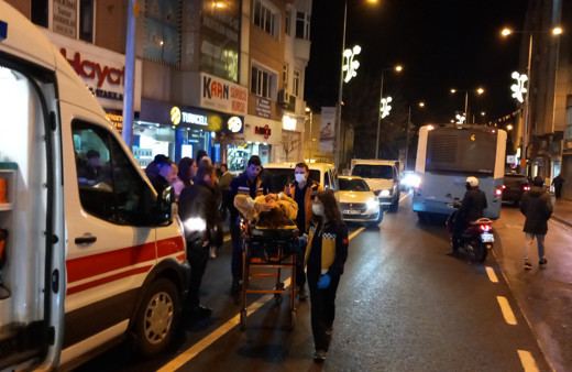 Tekirdağ'da yola adım atar atmaz hafif ticari araç çarptı