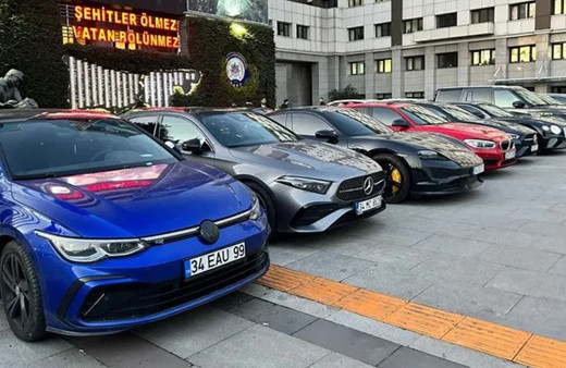 Komançero çetesinin lüks otomobilleri polis aracı oldu