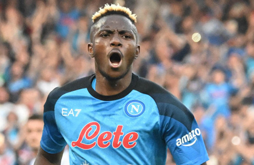 Napoli, Osimhen'in sözleşmesini 2026'ya kadar uzattı