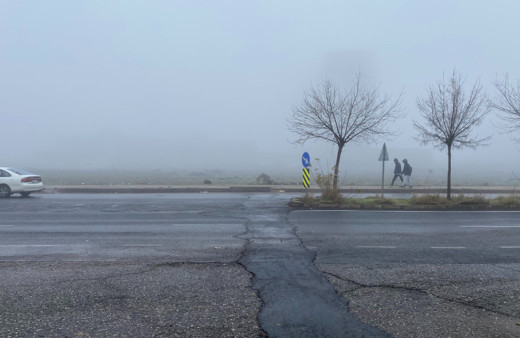 Diyarbakır’da yoğun sis, sürücüler zor anlar yaşadı