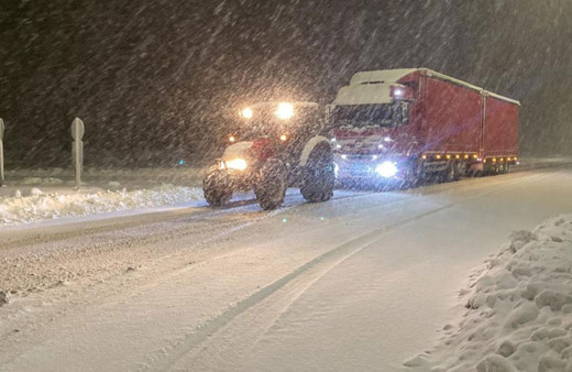 Ilgaz Dağı'nda yoğun kar yağışı: Kar kalınlığı 10 santimetreyi aştı