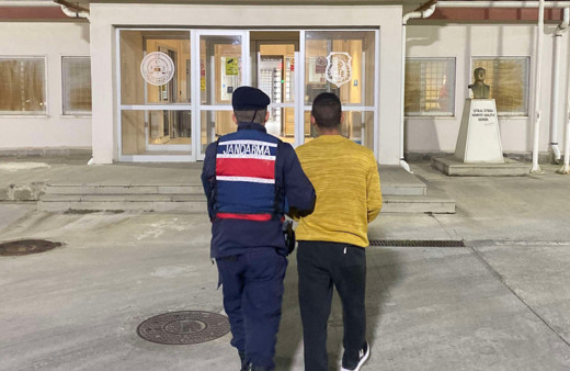 Firar ettiği cezaevi yakınında dolaşırken yakalandı