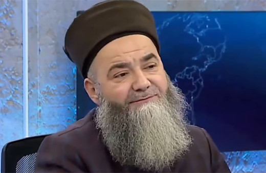 "Yahudi ile uğraşılmaz, Merkez Bankasını batırır" diyen Cübbeli Ahmet: Seçimler 10 yılda 20 yılda bir yapılsın