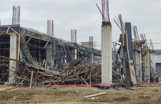 Beton dökülen inşaat çöktü! 6 işçi yaralandı!