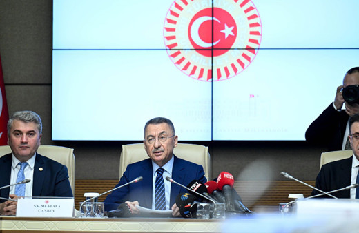 İsveç'in NATO üyeliğiyle ilgili TBMM Dışişleri Komisyonu’nda neler konuşuldu? 'Sakın Kandil'e gitme' krizi