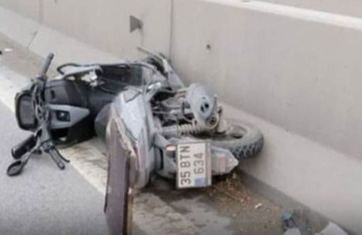 Otomobilin çarptığı motokurye hayatını kaybetti!
