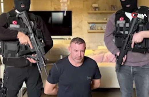 Kırmızı bültenle aranan organize suç örgütü elebaşı Eric Schroeder İstanbul’da yakalandı