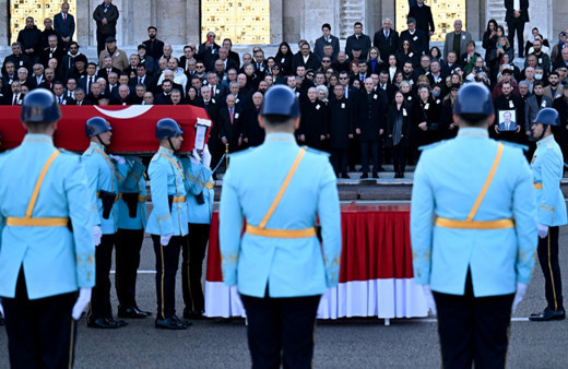 Yaşar Okuyan için Meclis'te cenaze töreni düzenlendi