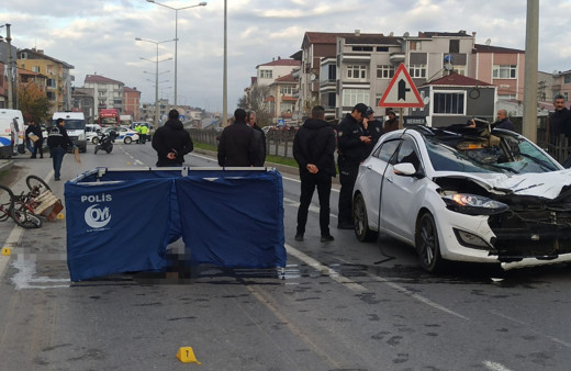 Otomobilin çarptığı bisiklet sürücüsü hayatını kaybetti