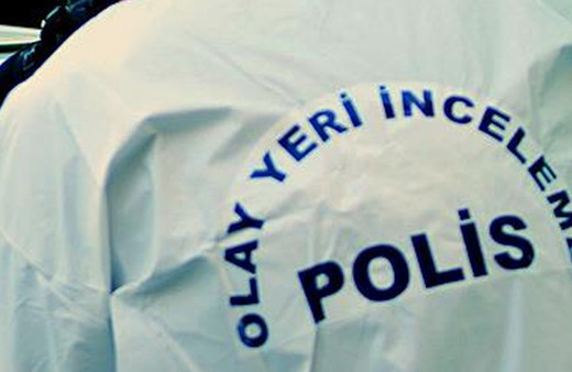 İzmir'de polisle boğuşan hükümlü kazara vurularak öldü