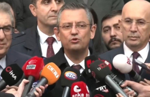 CHP lideri Özgül Özel'den yeni asgari ücret eleştirisi: Büyük bir kandırmacayla karşı karşıyayız