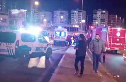 Mersin'de zincirleme kaza, 2 kişi hayatını kaybetti