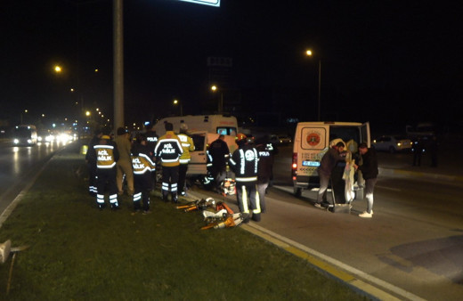 Karşı şeride geçen aracın sürücüsü hayatını kaybetti