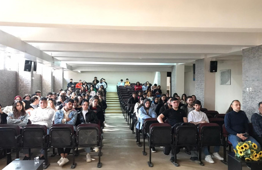 NAFAD yüzlerce gence afet farkındalık eğitimi veriyor