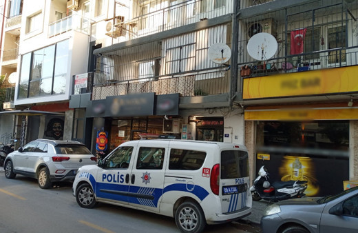 Yaşlı adam evde ölü bulundu