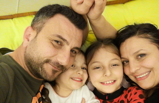 Acılı baba aylar sonra kızının telefonunda yeni kayıtlar buldu ses kayıtlarını dinledi fenalaştı