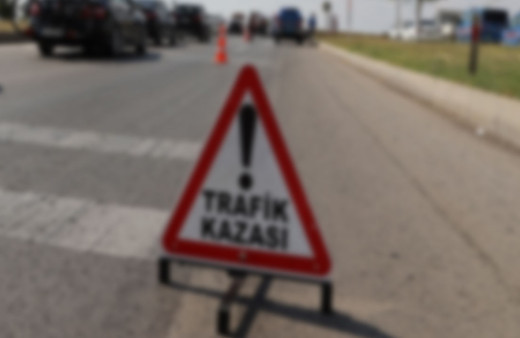 Yoğun sis kazaya neden oldu! Çok sayıda yaralı var