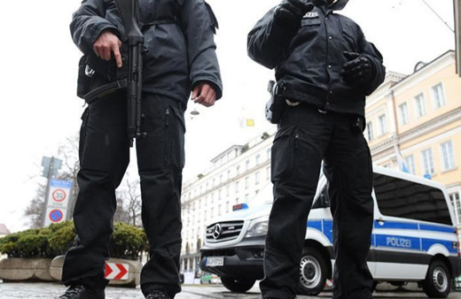 Alman polisi, yılbaşı gecesi yapılacak Filistin'e destek gösterisini yasakladı!