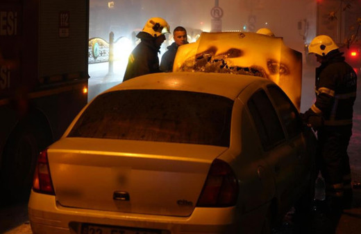 Edirne’de seyir halindeki otomobil alevlere teslim oldu