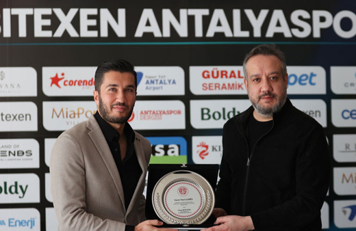 Nuri Şahin'den Antalyaspor'a veda: Gönlüm ferah