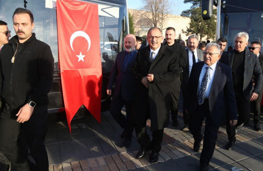 Kayseri'nin ulaşım filosuna 15 yeni elektrikli otobüs katıldı