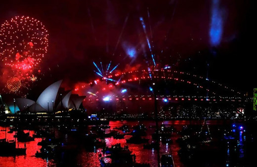 Dünyada yeni yıl coşkusu başladı! Yeni Zelanda 2024’e “Merhaba” dedi! İşte kutlamalar...