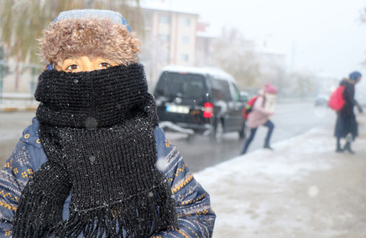 Erzincan’a 2024 yılının ilk karı yağdı