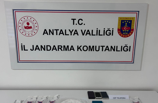 Alanya'da 300 gram metamfetamin ele geçirildi